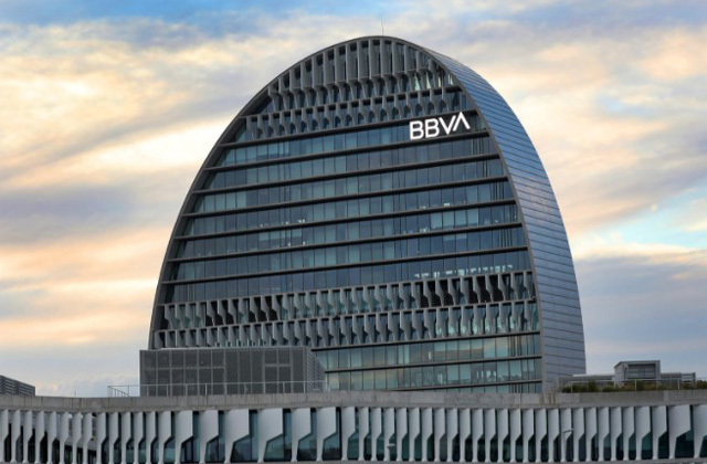 BBVA vela atardecer